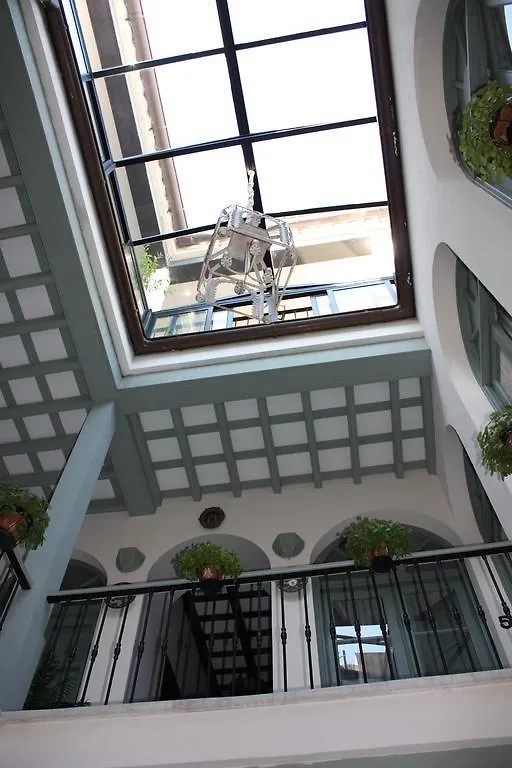 Hotel La Fonda Barranco Jerez de la Frontera 3*,